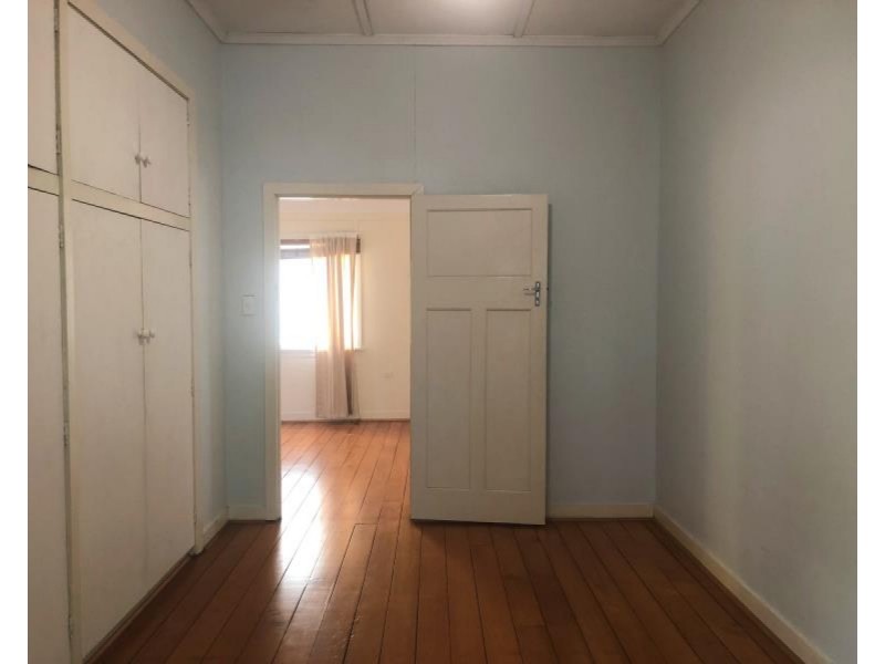 190 North Street, West Rockhampton QLD 4700